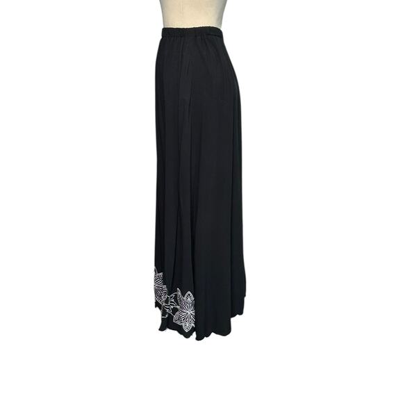 Jane Ashley black white embroidered pull on midi skirt size 2X - Picture 6 of 14